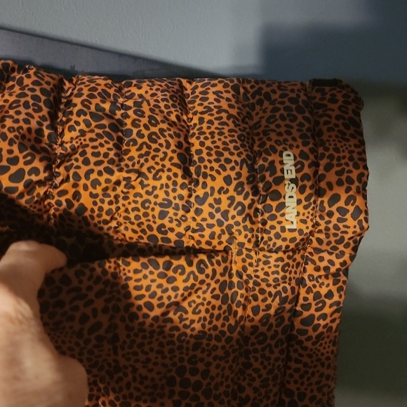 NWT Lands End leopard vest - Picture 5 of 6